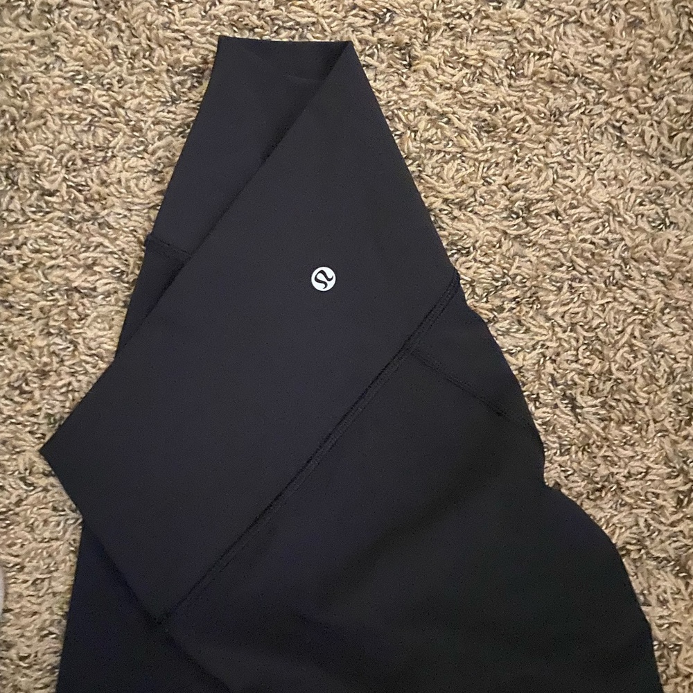 Lululemon wunder under